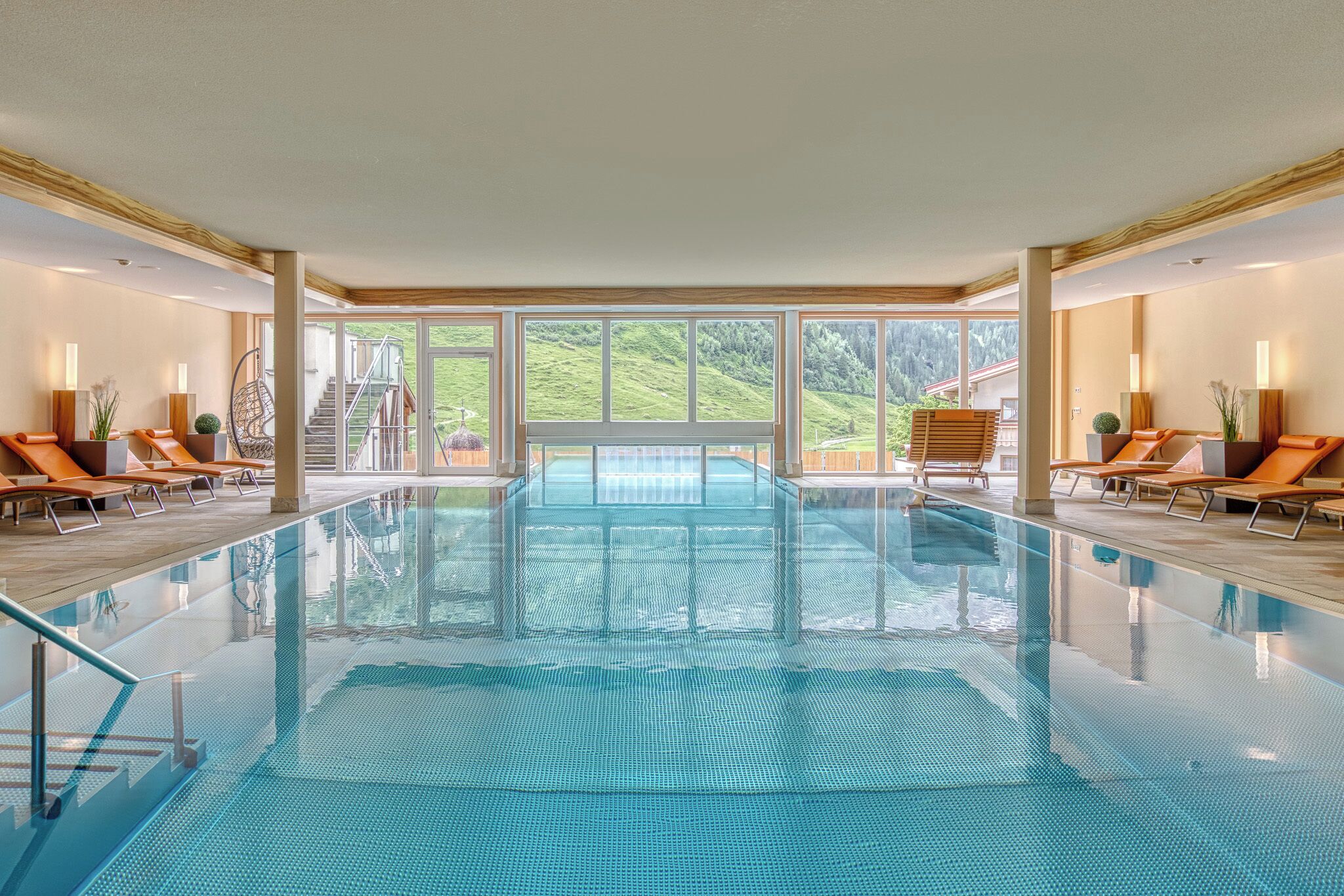Indoor pool, outdoor pool