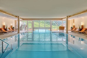 Piscina interna, piscina externa