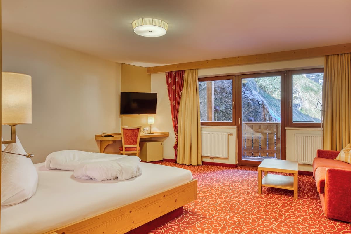 Junior Studio Suite