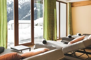 Sauna, hot tub, steam room, body treatments, hot stone massages - Hotel Klausnerhof (Tux)