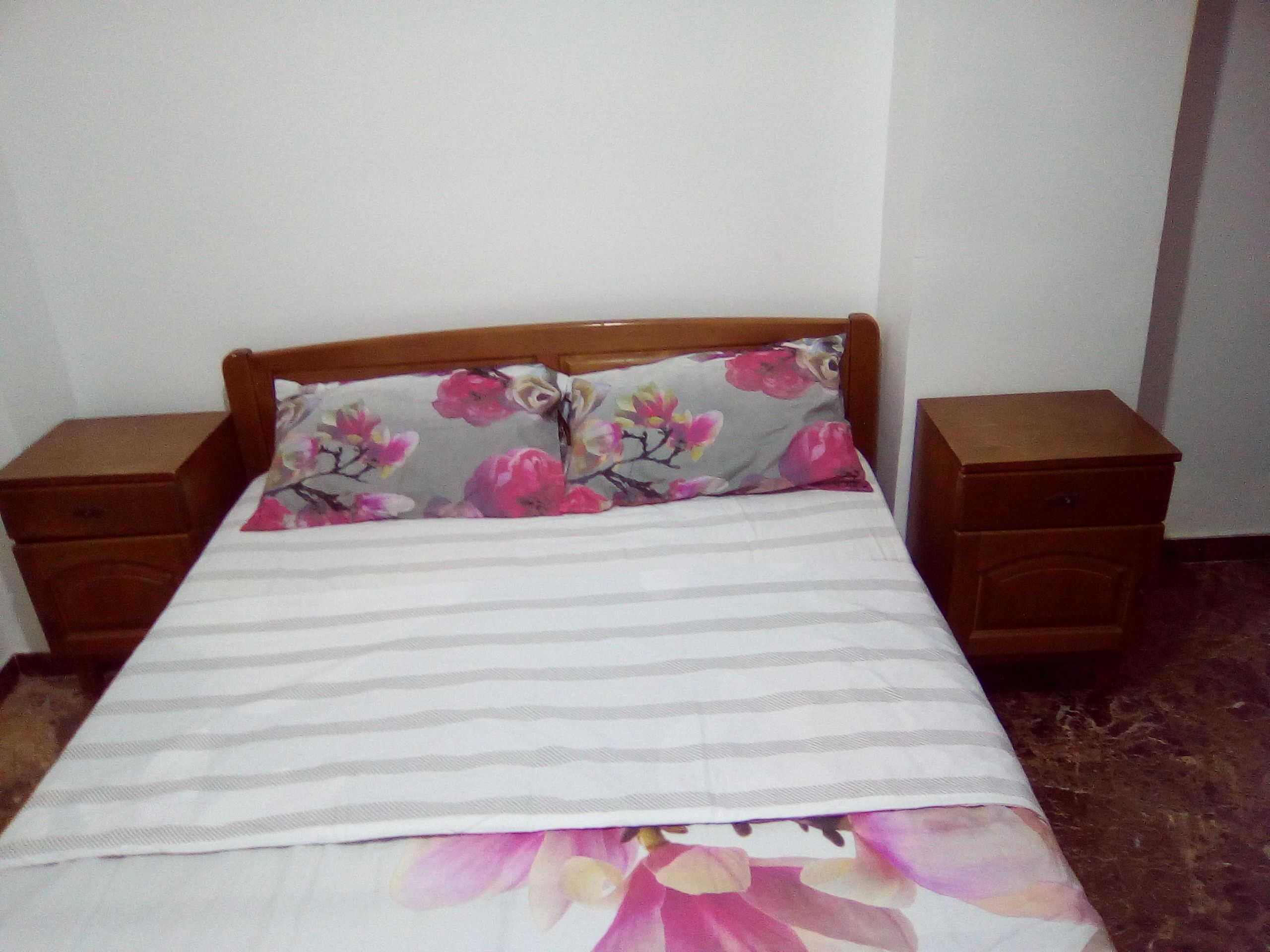 Căn hộ dành cho gia đình, 2 phòng ngủ | Nệm cao su hoạt tính (memory foam), phòng cách âm 