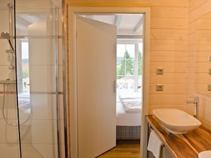 House | Bathroom