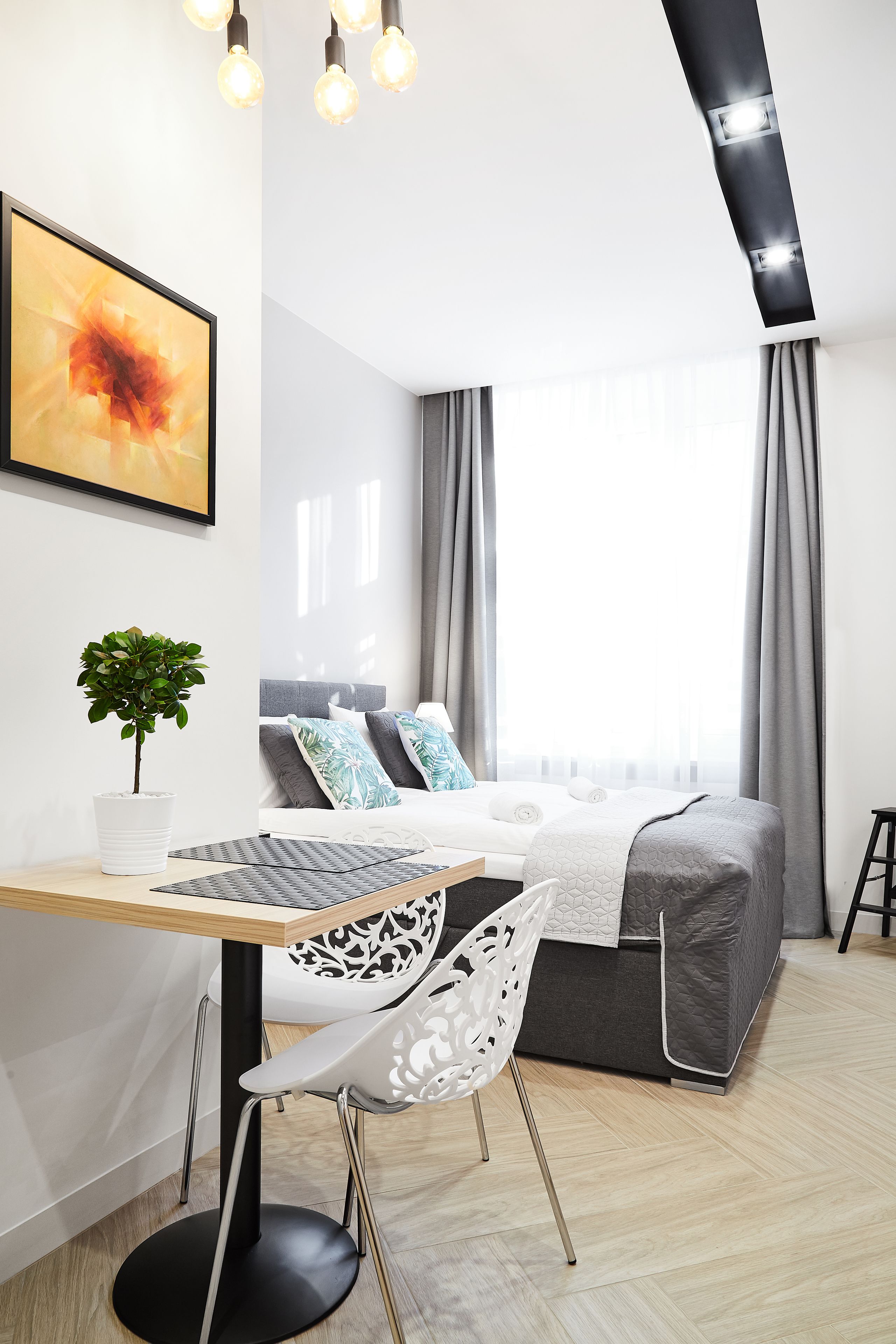 Suite Studio Affaires (C) | Coin séjour | Télévision à écran plat de 43 pouces avec chaînes par câble, télévision