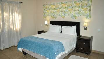 Standard Room | Desk, laptop workspace, free WiFi, bed sheets