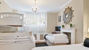 City House - Brighton Pier House (Brighton)
