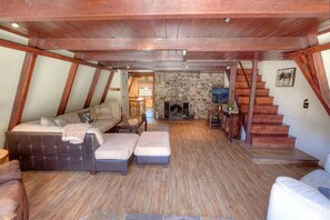 4 bedrooms, free WiFi