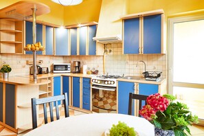 Apartment | Private kitchen