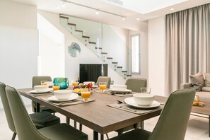 Dining room - Napa Hills Seaview Villas (Ayia Napa)