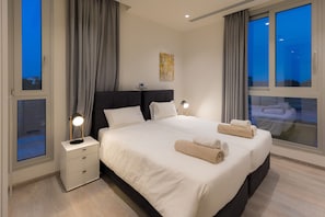 3 bedrooms, premium bedding, soundproofing, iron/ironing board - Napa Hills Seaview Villas (Ayia Napa)