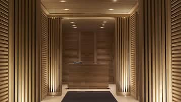 Couples treatment rooms, sauna, hot tub, steam room, Turkish bath