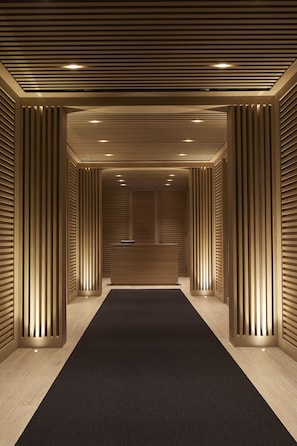 Couples treatment rooms, sauna, hot tub, steam room, Turkish bath