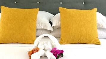 In-room safe, iron/ironing board, WiFi, bed sheets