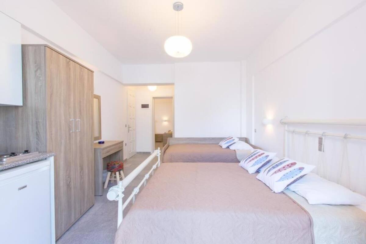 Apartment, 2 Bedrooms, Terrace | In-room safe, iron/ironing board (on request), WiFi (free), bed sheets