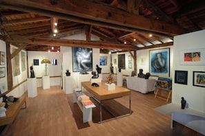 Interior - Homerez - Festive House in Callen (Callen)