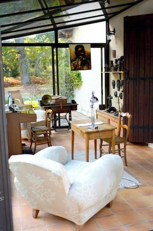 Interior. Homerez - Festive House in Callen