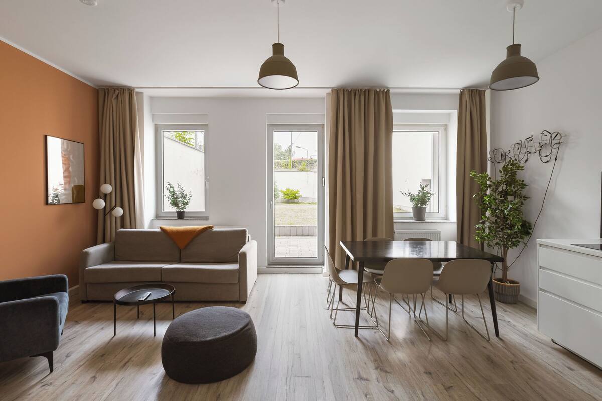One-Bedroom Suite with terrace | Living area | Smart TV