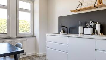 Two-Bedroom Suite XL with balcony | Private kitchen | Fridge, espresso maker, electric kettle