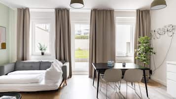One-Bedroom Suite with terrace | 1 bedroom, individually decorated, individually furnished