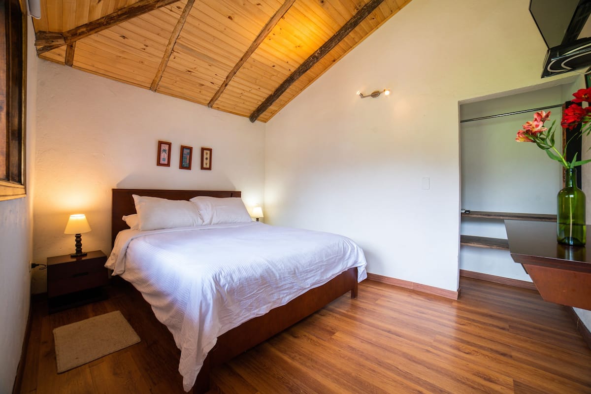 Double Room, 1 Double Bed