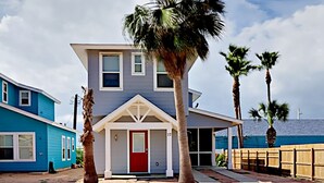 Exterior - 17 Royal Palms (Port Aransas)