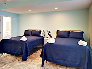 Condo, 2 Queen Beds, Kitchen | 1 bedroom - 27 Sea Isle Village, Studio (Port Aransas)