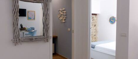 1 camera, una cassaforte in camera, ferro/asse da stiro, Wi-Fi