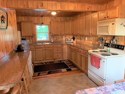 Come Experience Trout Lake! Perfection for Family Connection!