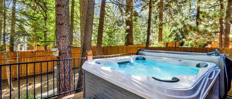 Rumah, Beberapa Tempat Tidur, hot tub, pemandangan gunung (1120) | Bathtub spa outdoor