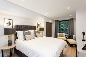 Apartamento, 3 quartos | Roupas de cama premium, ferros/tábuas de passar roupa, Wi-Fi de cortesia