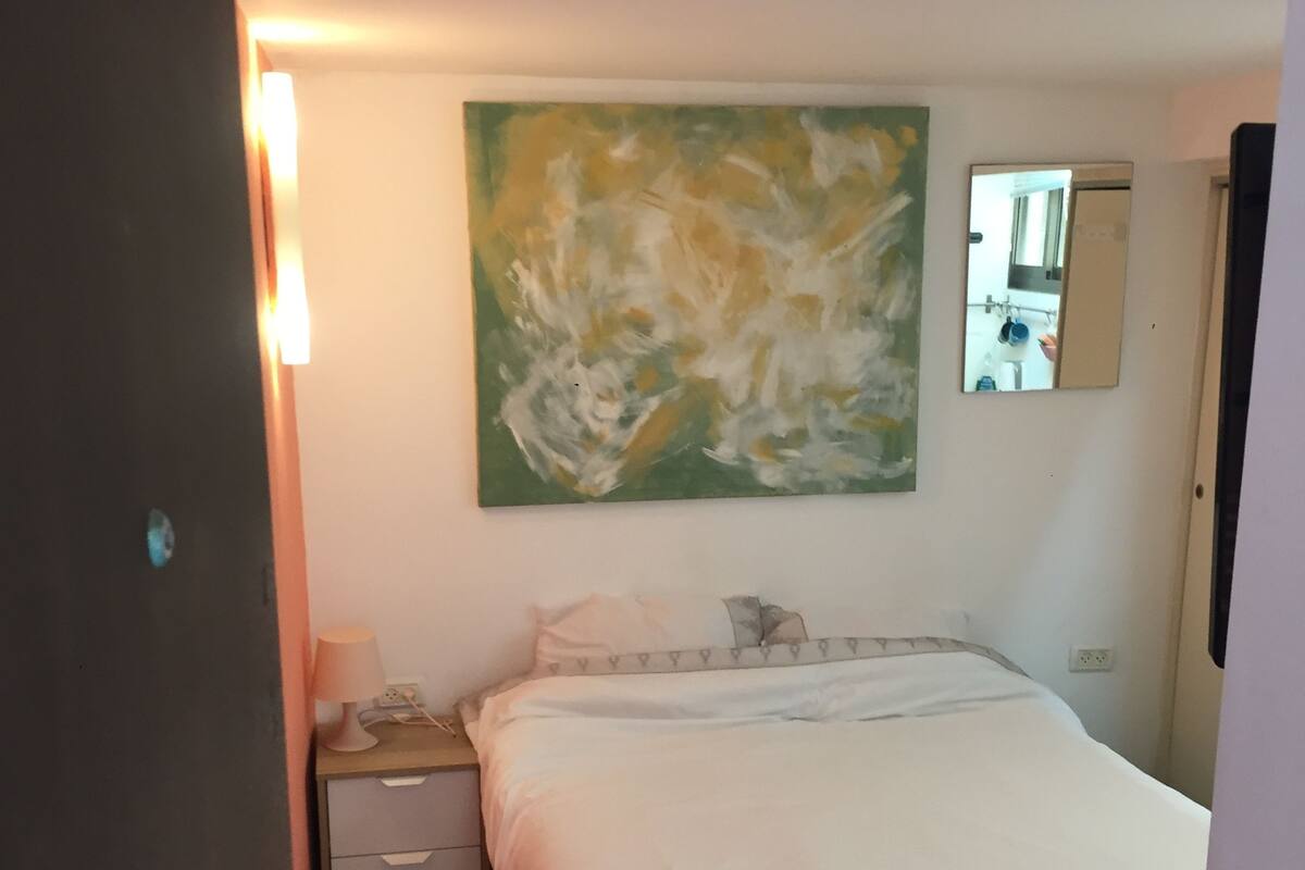 Romantic Studio Suite