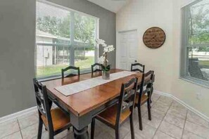 Dining - Vacations only got sweeter when you stay here! (Kissimmee)