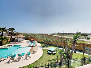 Outdoor pool - 124 Sea Breeze - Island Time (Port Aransas)