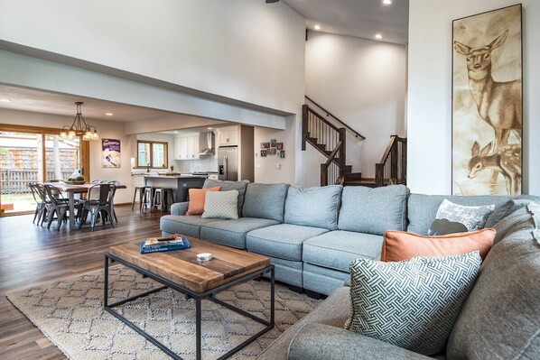 Flachbildfernseher, Kamin