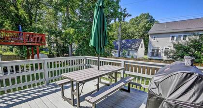 Cozy Cottage 3 beds 2 baths W/ Outdoor grill!