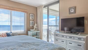 Condo, 2 Bedrooms | 5 bedrooms