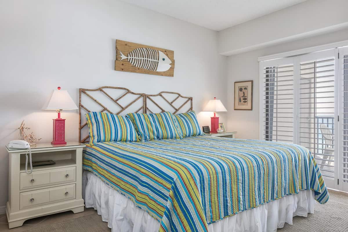 Condo, 2 Bedrooms | 5 bedrooms