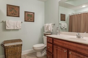 Condo, 2 Bedrooms | Bathroom