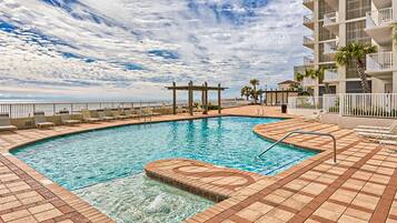 Indoor pool, outdoor pool