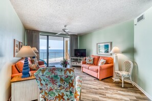 Condo, 3 Bedrooms | Pemandangan dari bilik