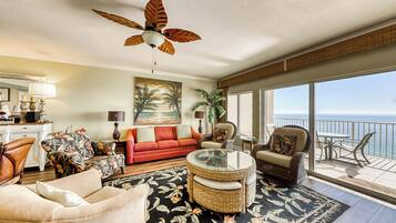 Condo, 3 Bedrooms | View from room