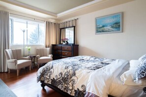 1 bedroom, desk, iron/ironing board, free WiFi