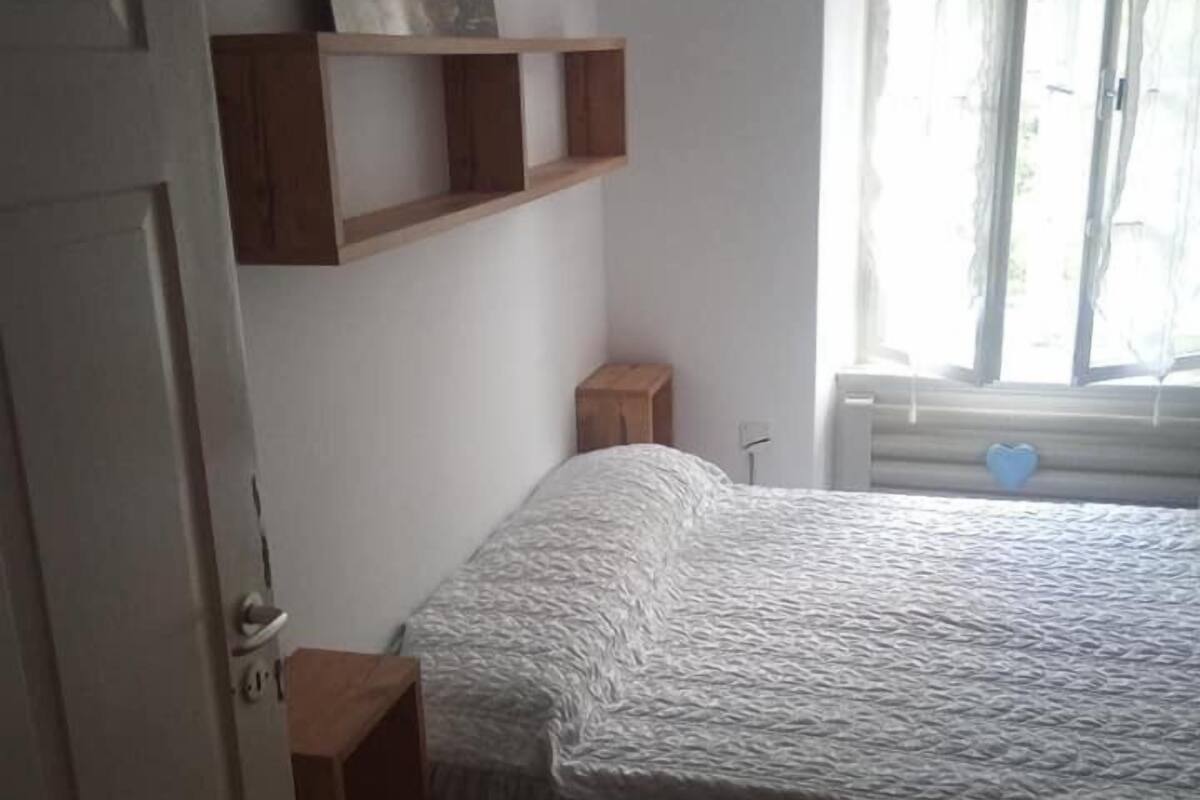 Double Room, Shared Bathroom | Blackout drapes, cribs (free), WiFi (free), individually decorated