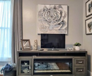 Interior - Arbor House-Blue 3 (San Antonio)