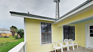 Balcony - 151 White Ave (Port Aransas)