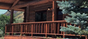 Gardiner Cabin Getaway