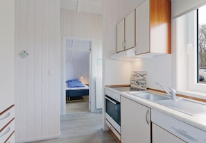 Kühlschrank, Herdplatte, Geschirrspüler