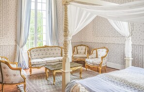 10 Schlafzimmer, Reisekinderbett, Internetzugang