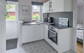 Kühlschrank, Herdplatte, Geschirrspüler