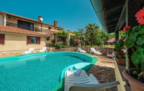 A heated pool - 1 bedroom amazing apartment in Porec (Porec)