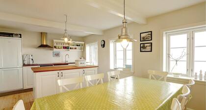 Preciosa casa en Hasle con cocina.